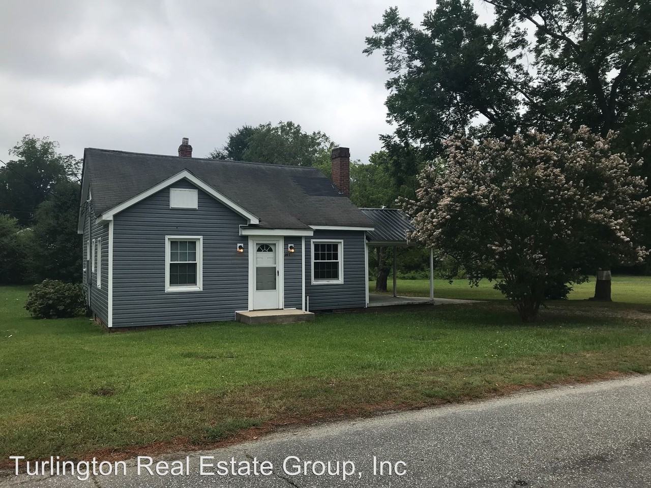 307 E Pleasant St - Photo 2 of 16
