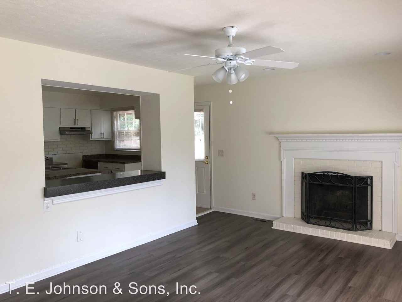 2627 Wyman Rd - Photo 3 of 11