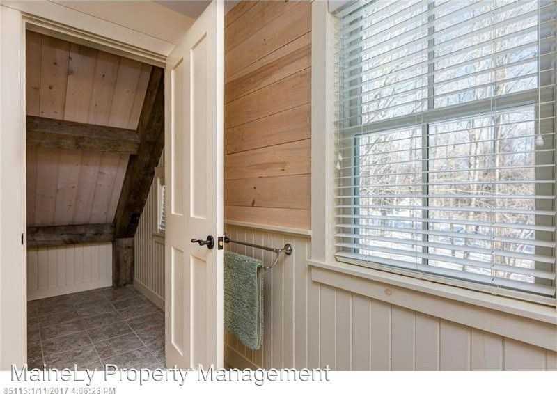 7 True St - Photo 3 of 27