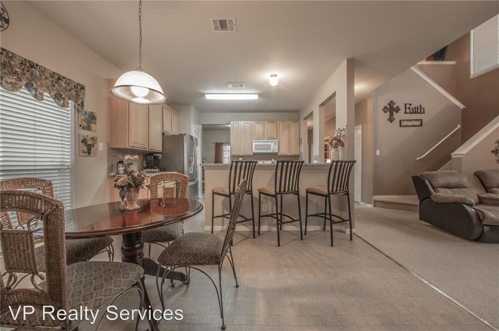 10215 Waterbury Dr - Photo 2 of 36