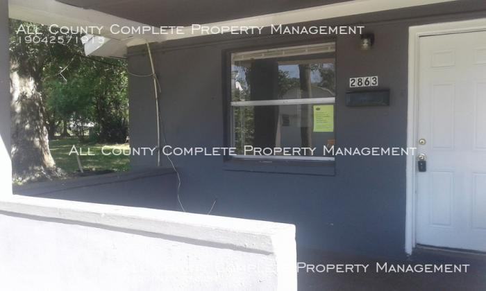 2863 W 6th St - Photo 2 of 9