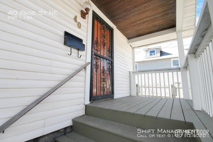 40 Page St NE - Photo 3 of 19