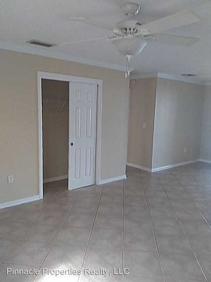 220 57th St Ct W - Photo 3 of 16