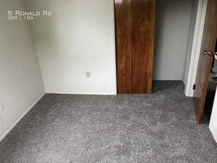 5 Ronald Rd - Photo 3 of 16