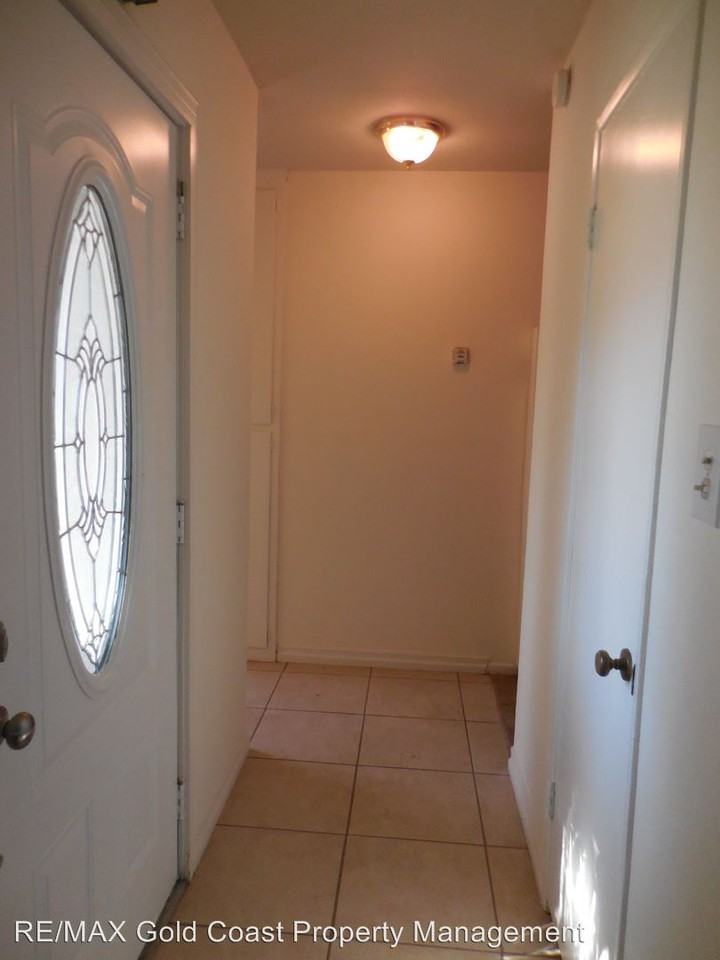 215 Spruce Street - Photo 3 of 23