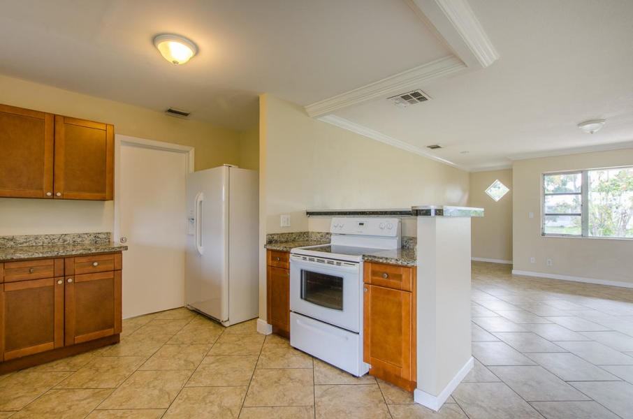 1326 Sw 22nd Ave