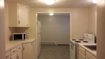 featured image of 93 Washington St #1