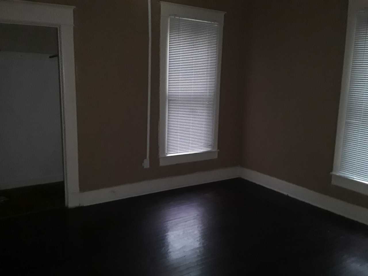 405 N 13th St - Photo 3 of 19