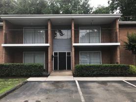 1700 Carlisle Ave - Photo 1 of 1