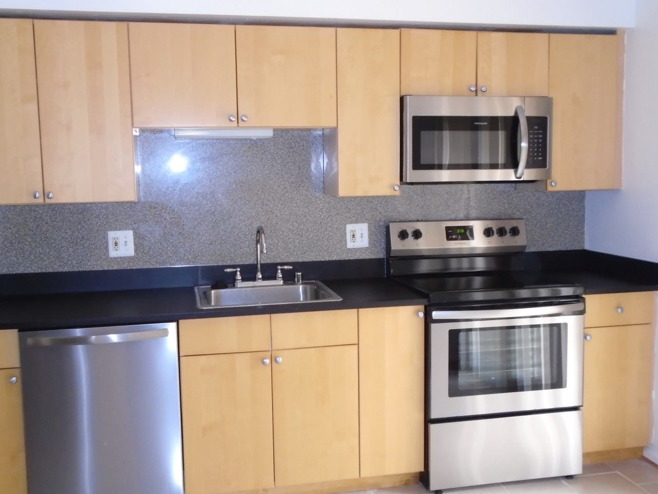 9433 Wandering Way - Photo 5 of 18