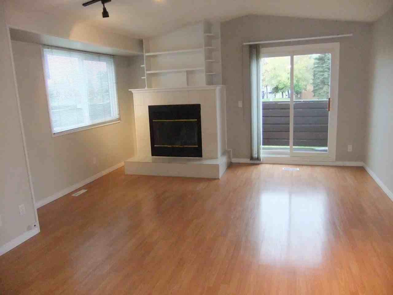 1082 Knottwood Road East - Photo 3 of 5