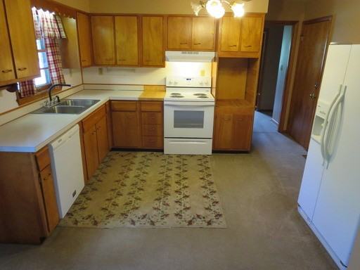 351 Henry St - Photo 2 of 22