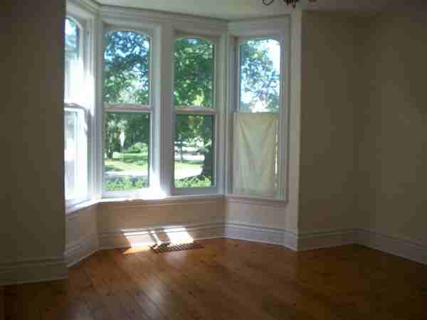 4040 Kalamazoo Ave SE - Photo 2 of 9