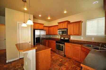 10335 W Breckfield - Photo 3 of 15