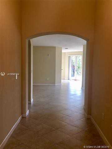 8514 NW 111th Ct - Photo 3 of 29