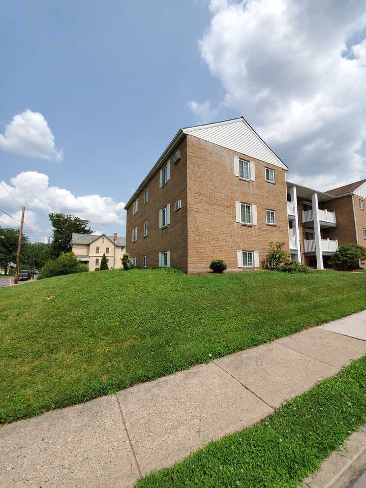 255 Gay Street ##B4 - Photo 2 of 19