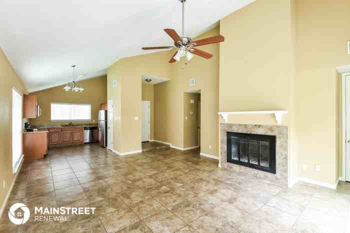 6929 Trail Lake - Photo 3 of 16