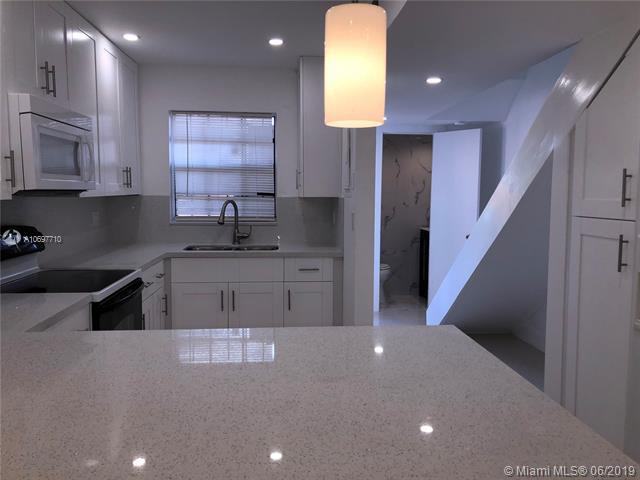 6231 SW 138th Ct - Photo 3 of 47