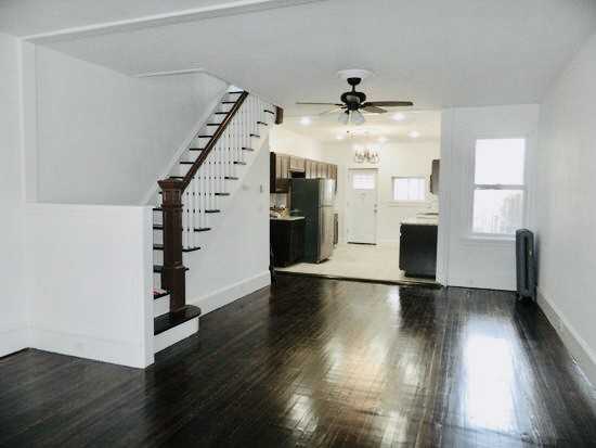 124 8th Ave - Photo 3 of 21