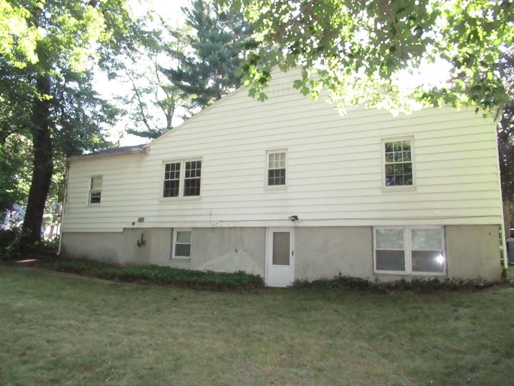 18 Lexington Rd - Photo 2 of 20