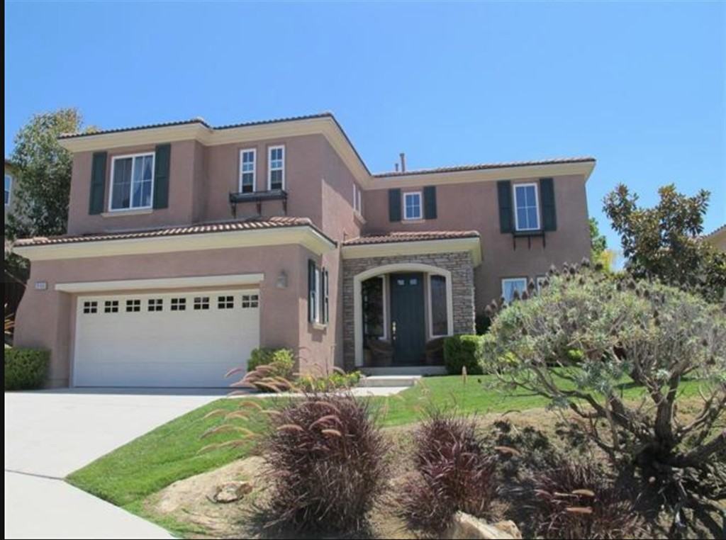 2155 Goya Pl - Photo 2 of 10