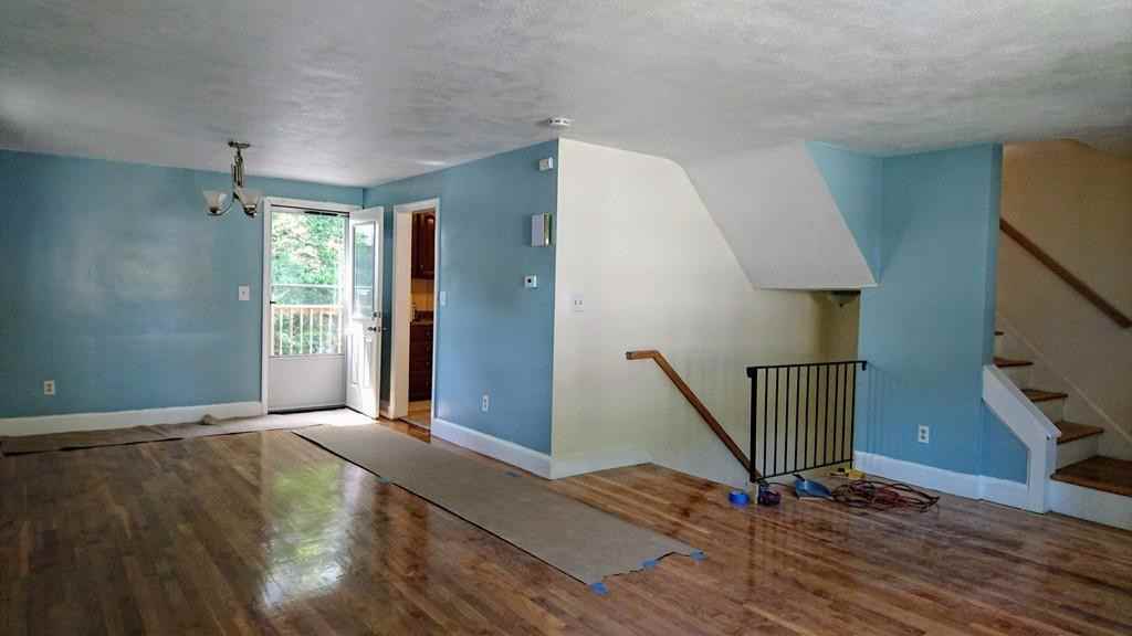 18 Raldne Rd - Photo 2 of 9