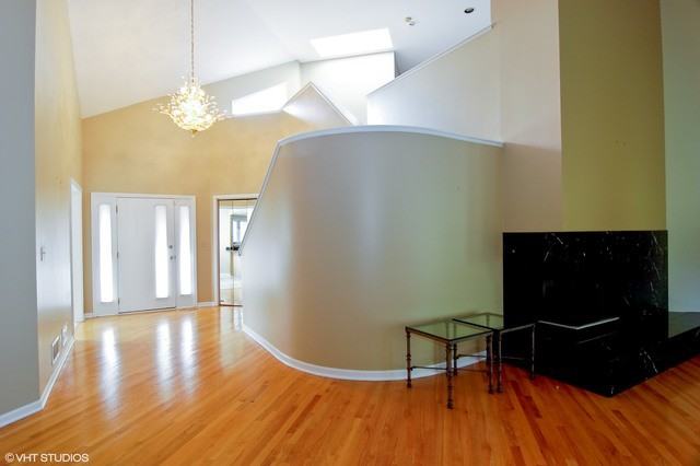 3 Bel Aire Ct #3 - Photo 2 of 8