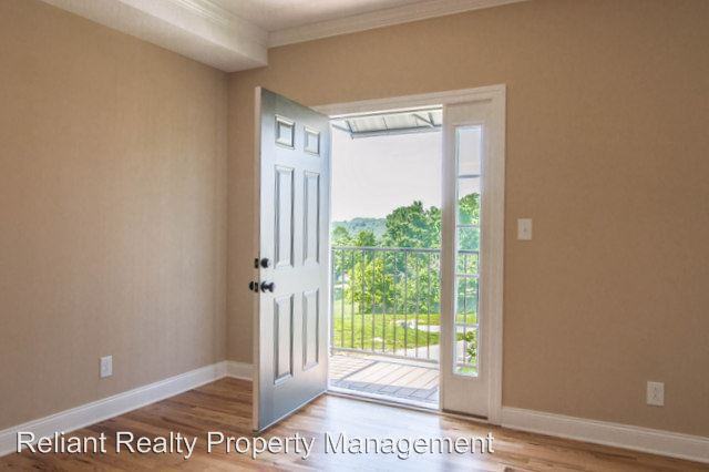 123 Bogard Ln - Photo 3 of 18