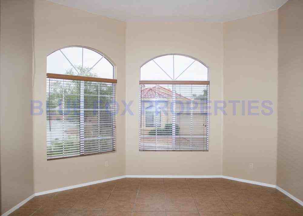 10321 N Possum Run Ln - Photo 3 of 15