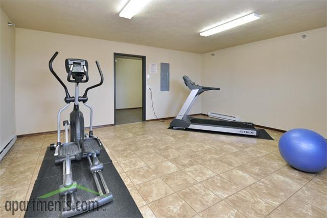 Harper Point Apartments - Photo 3 of 9