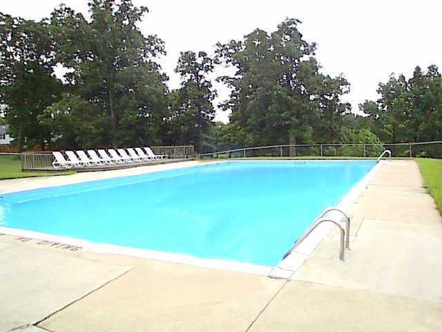 Greenhill Village Apartments - Photo 2 of 11