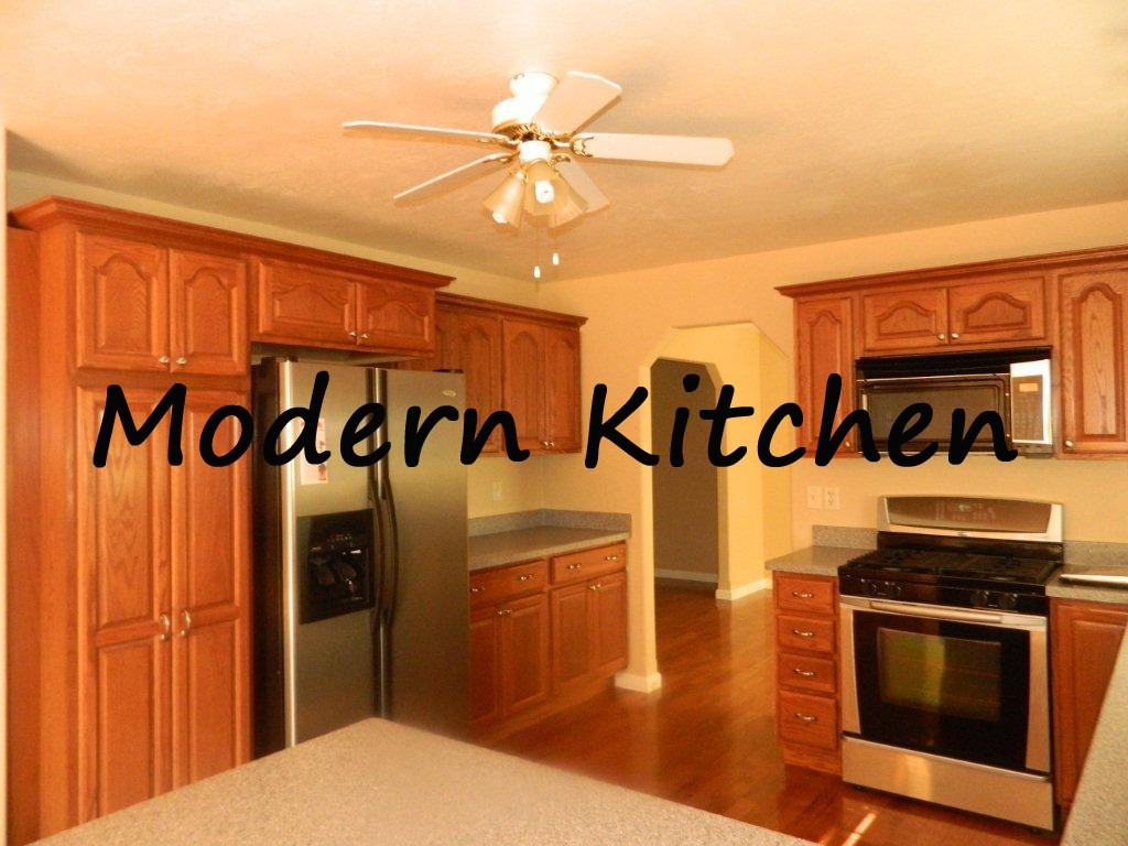 25428 Stewart Dr - Photo 2 of 21