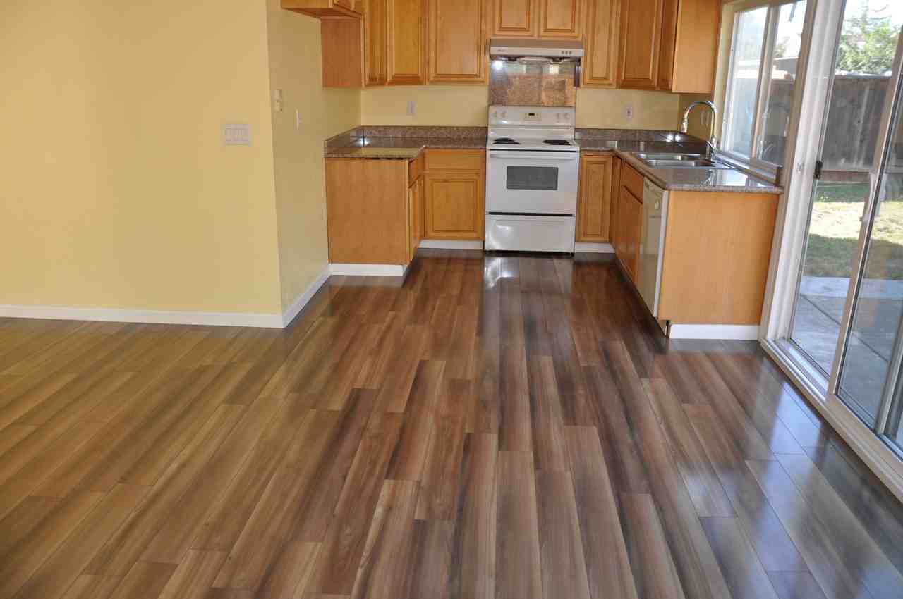 6770 Moselle Dr - Photo 2 of 12