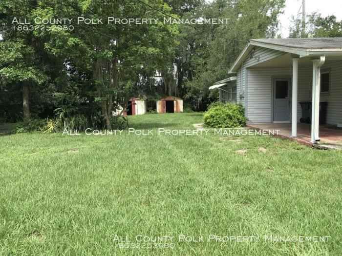 1636 Terry Rd - Photo 3 of 25