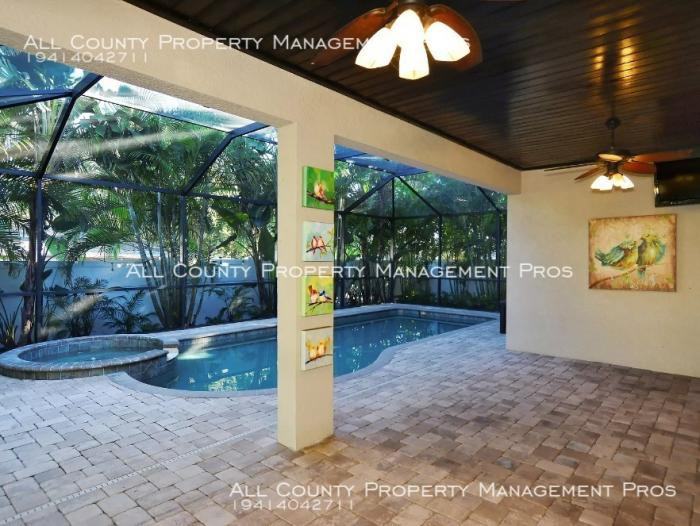 1959 Bougainvillea St - Photo 3 of 15