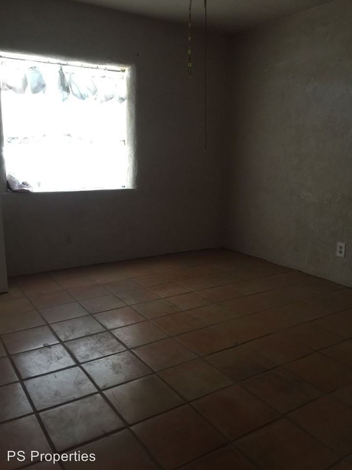 1724 Patrick Pl NW - Photo 2 of 3