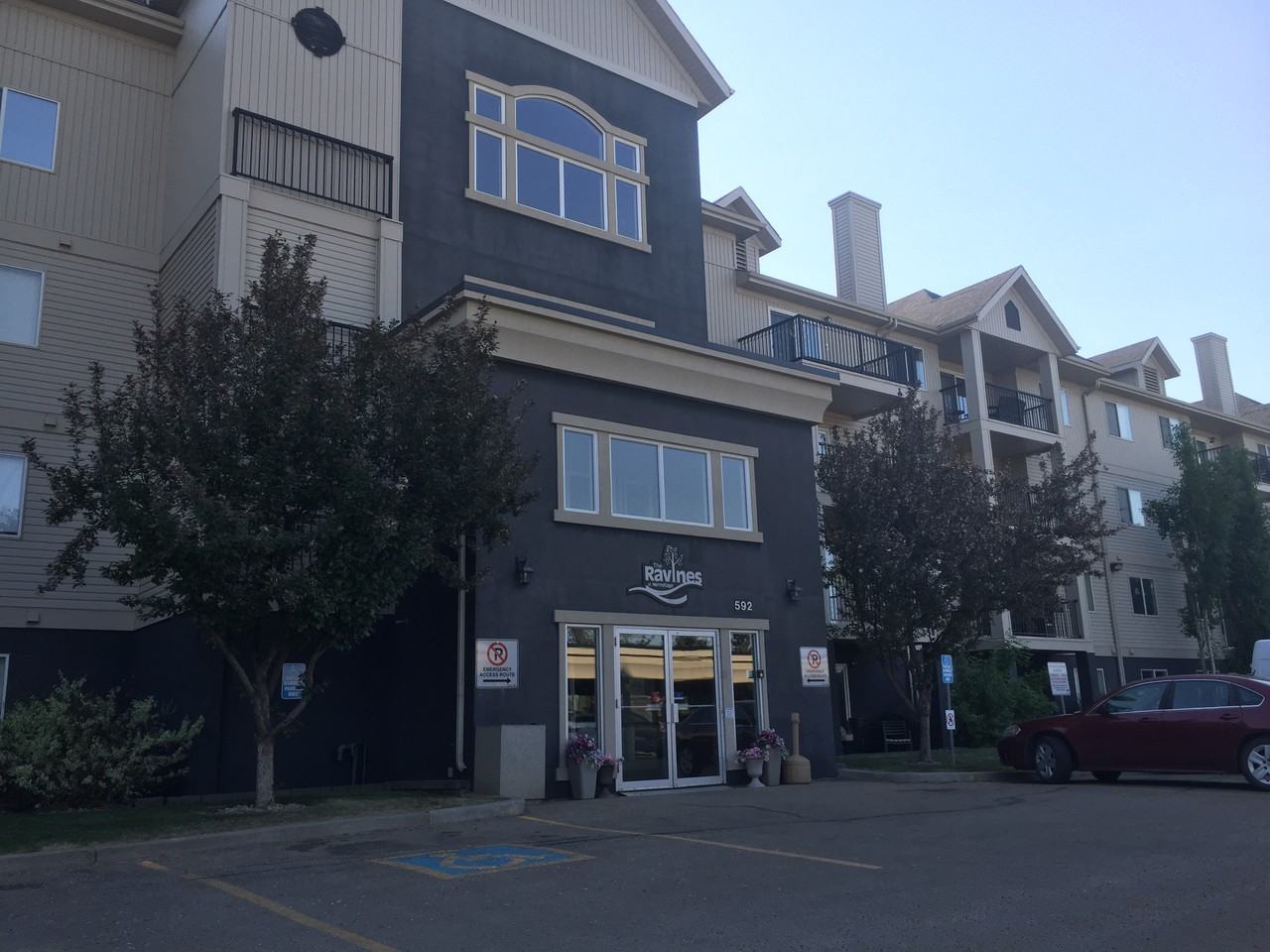 592 The Ravines At Hermitage 204, Edmonton, AB T5A 5H2 2 Bedroom House