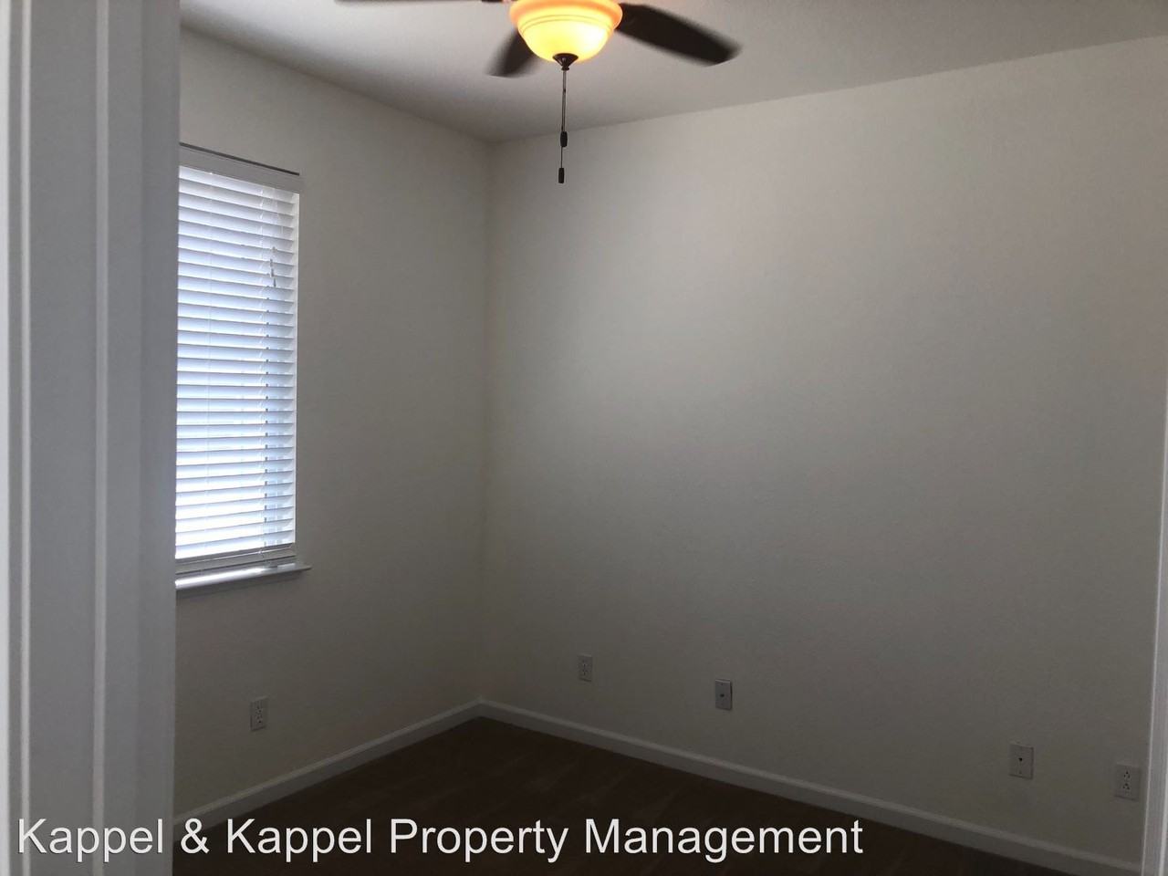 2106 Saddlebred Dr - Photo 3 of 25