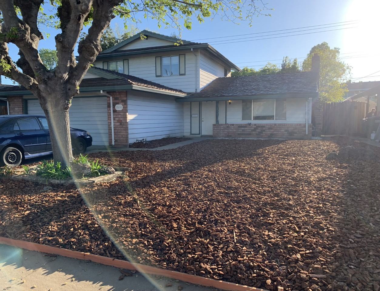 2559 Crenshaw Way - Photo 2 of 5