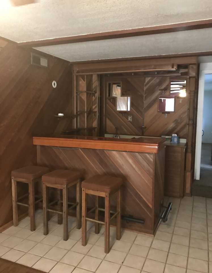 2559 Crenshaw Way - Photo 3 of 5