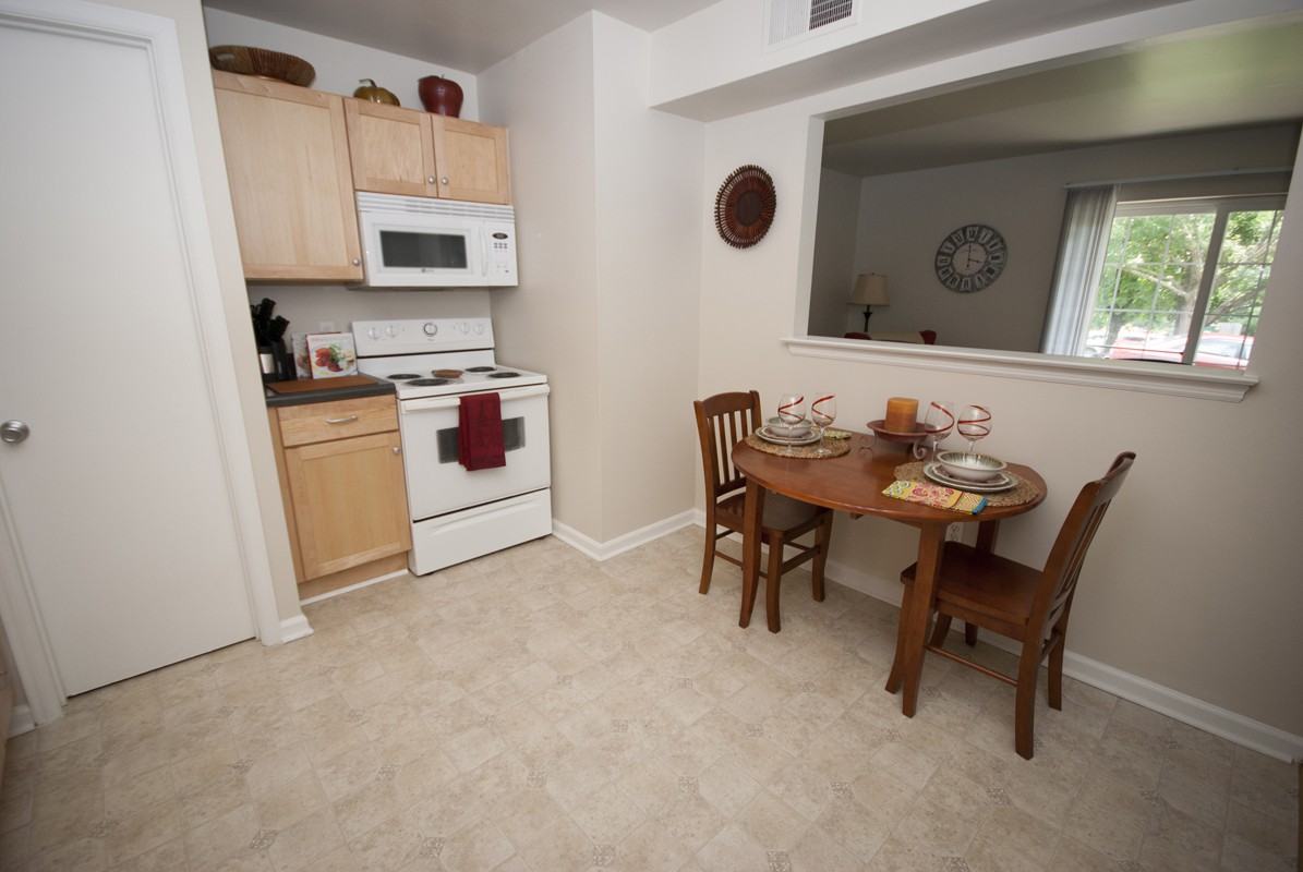 Salem Wood Apartments - Photo 3 of 29