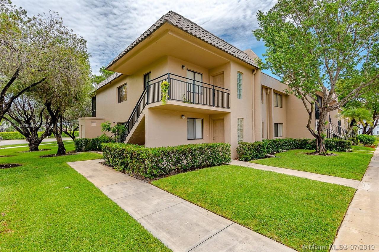 340 Racquet Club Rd, Weston, FL 33326 2 Bedroom Apartment for Rent