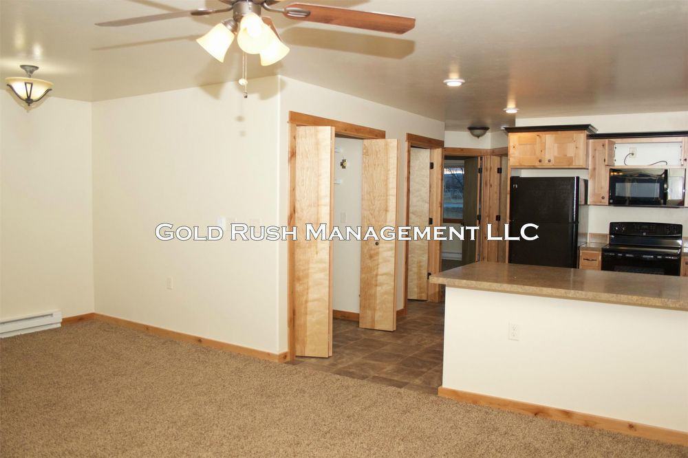 3702 Travertine Way - Photo 2 of 12