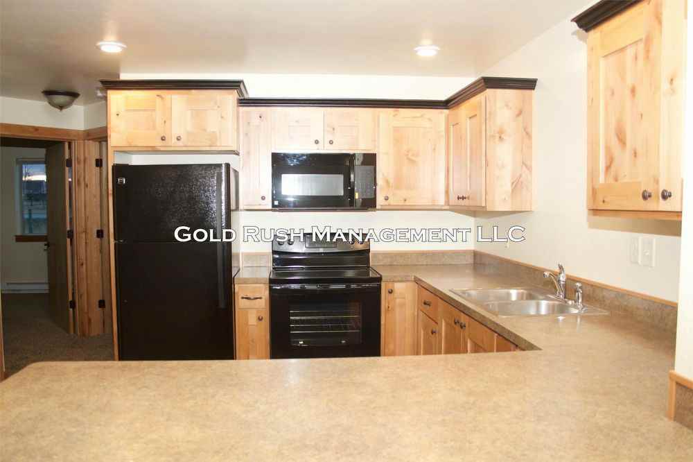3702 Travertine Way - Photo 3 of 12
