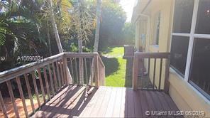 118 Linda Lane - Photo 3 of 4