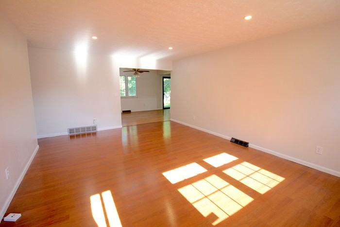 4846 Winterset Dr - Photo 2 of 12