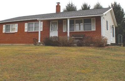 136 Seiwell Lane - Photo 3 of 5