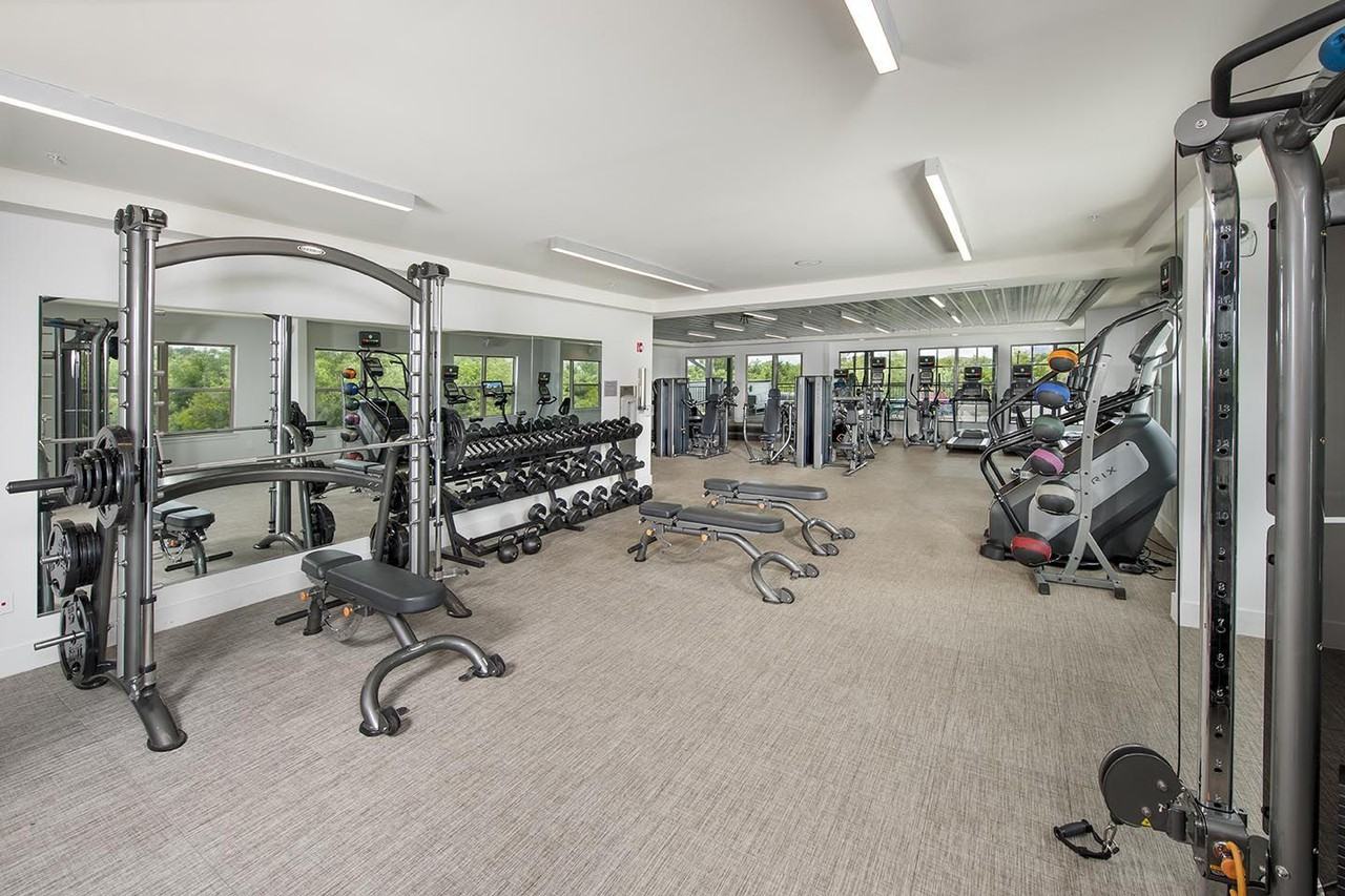 Ayla - Photo 5 of 49