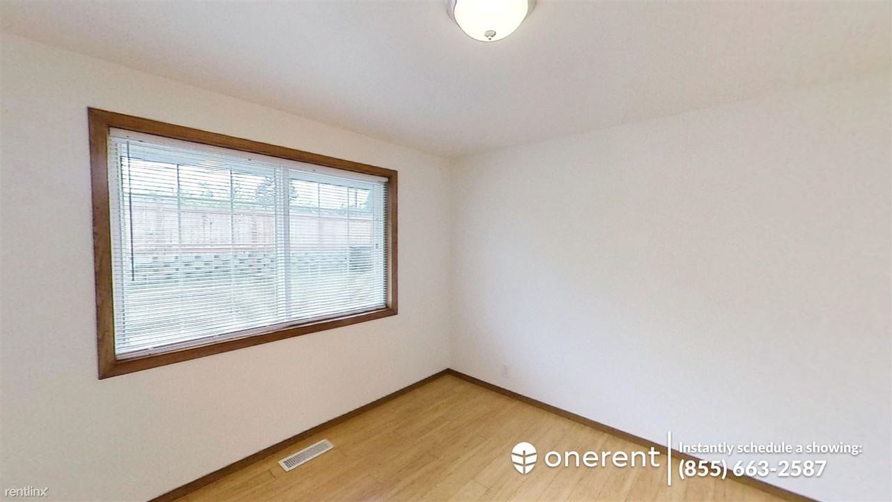 24032 16th Ave #A - Photo 2 of 11