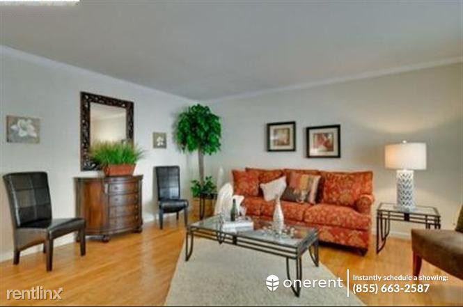 1848 Mento Dr - Photo 2 of 9
